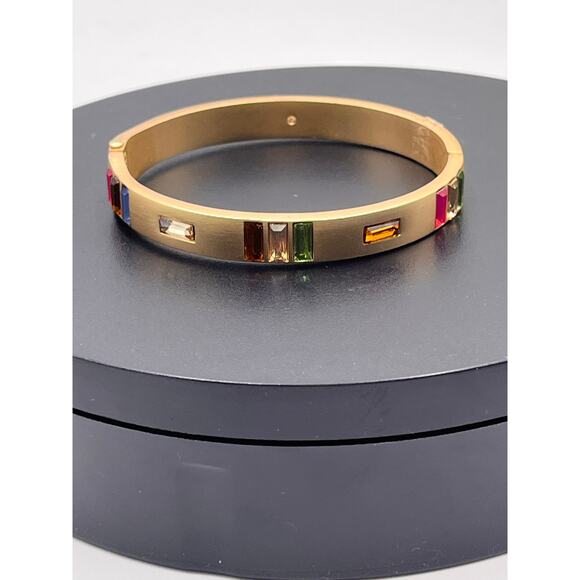 Chico’s Brushed Gold Tone Multicolor Rhinestone Hinged Bangle  Bracelet New - Picture 4 of 12